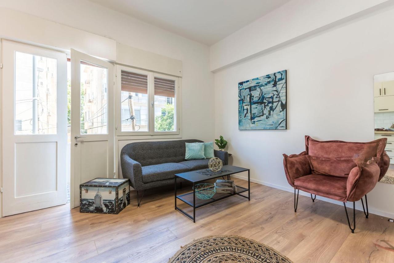 1B Patio Beach House Premium Location W/2 Balcony Tel-Aviv Kültér fotó